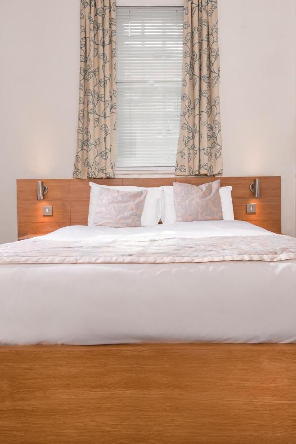 Fox Connaught Hotel London Luaran gambar